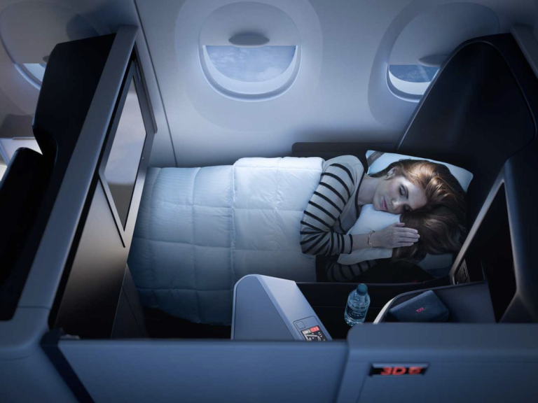 Delta Air Lines presentó los beneficios exclusivos de su cabina ejecutiva Delta One en Chile