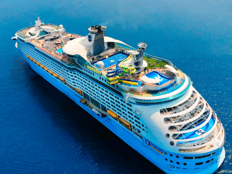 Descubre las nuevas aventuras de los cruceros Royal Caribbean en 2026-27 desde California