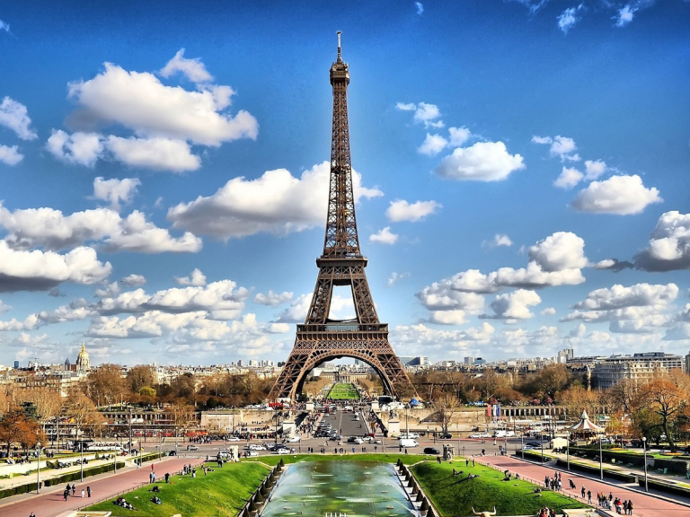 ¡Más cerca de Europa! Air France aumenta los vuelos directos entre Santiago y París a nueve frecuencias semanales.