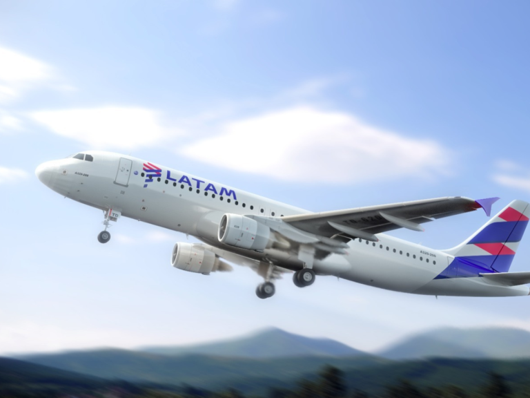 Nuevos combustibles para la aviación comercial: La integración regional será clave para la descarbonización de la industria en Latinoamérica