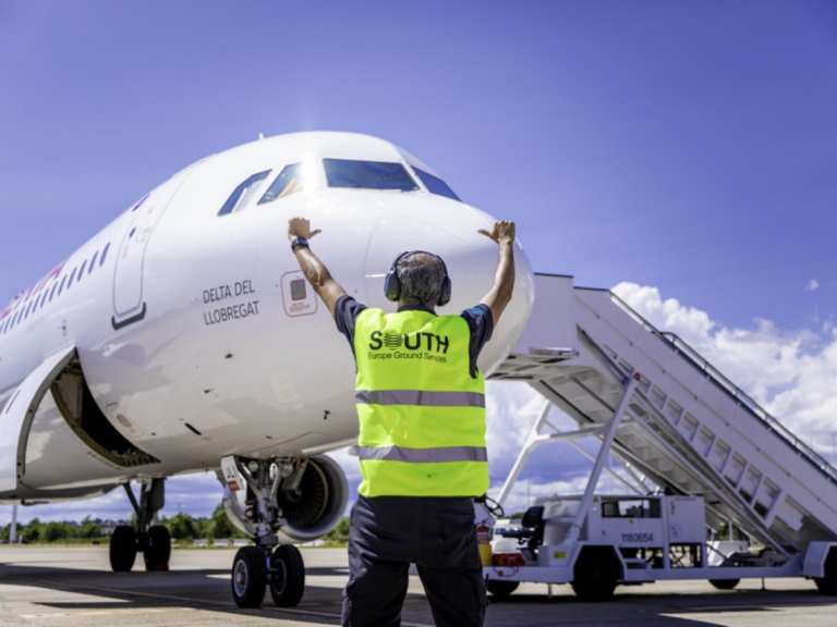South, la compañía de handling de IAG, amplía su presencia en España