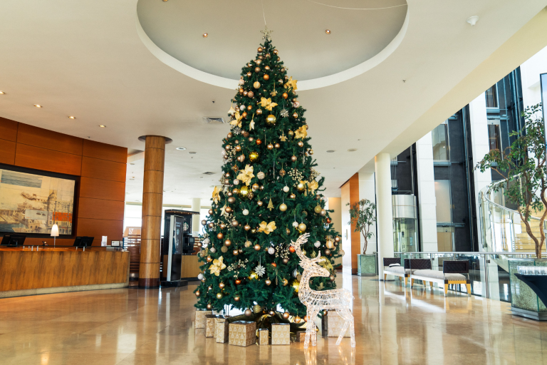 Sheraton Miramar celebra la Navidad, el Año Nuevo y el verano con experiencias inolvidables frente al mar