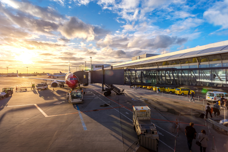 IATA reafirma el derecho de las aerolíneas a priorizar la seguridad ante cierres de espacio aéreo